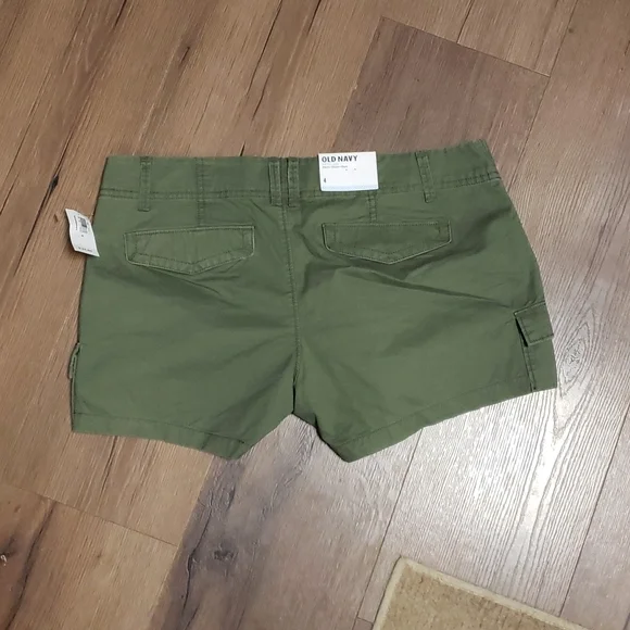 👖OLD NAVY SHORTS 👖 - Picture 4 of 9